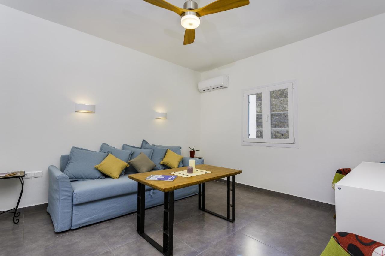 Dolce Vista - Sea View Apartments Páros Dış mekan fotoğraf