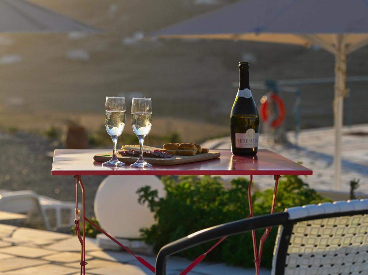 Dolce Vista - Sea View Apartments Páros Dış mekan fotoğraf