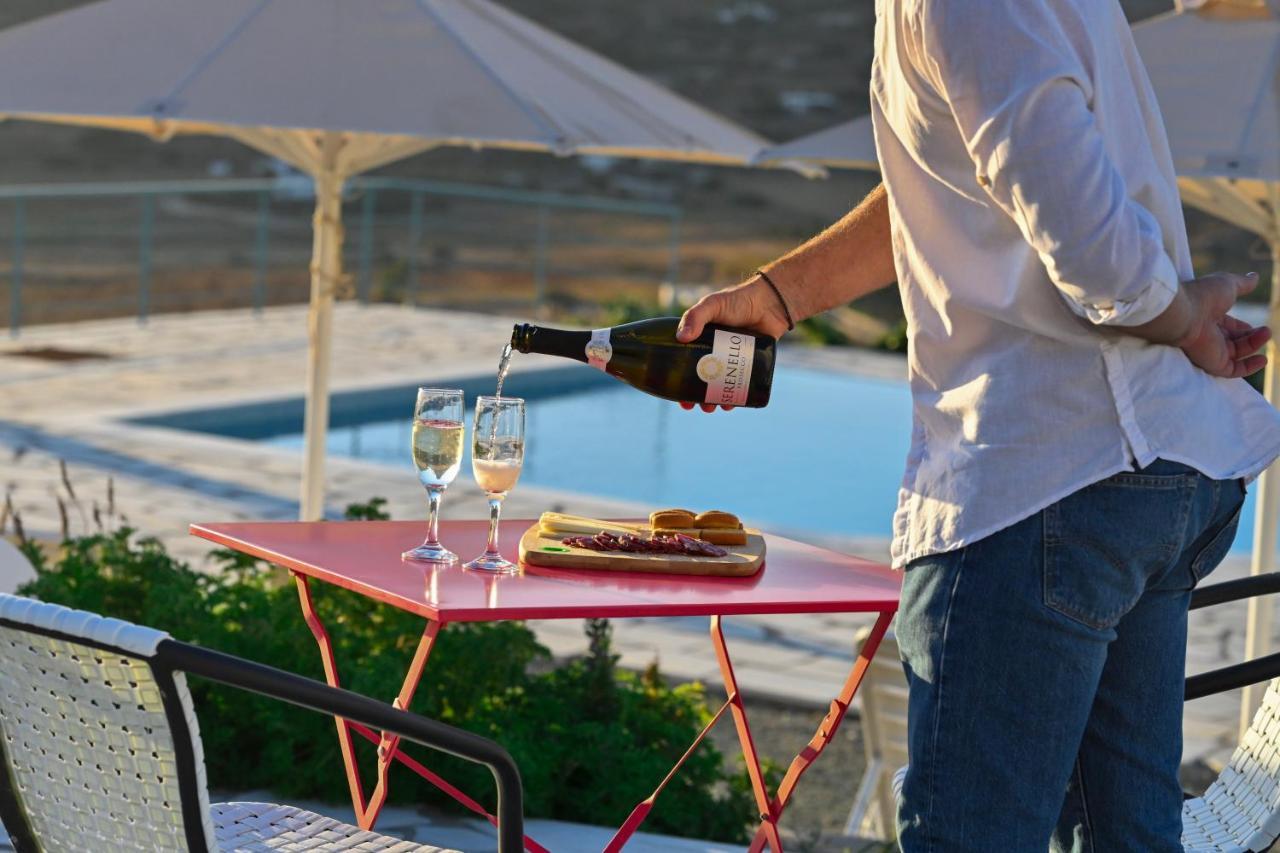 Dolce Vista - Sea View Apartments Páros Dış mekan fotoğraf
