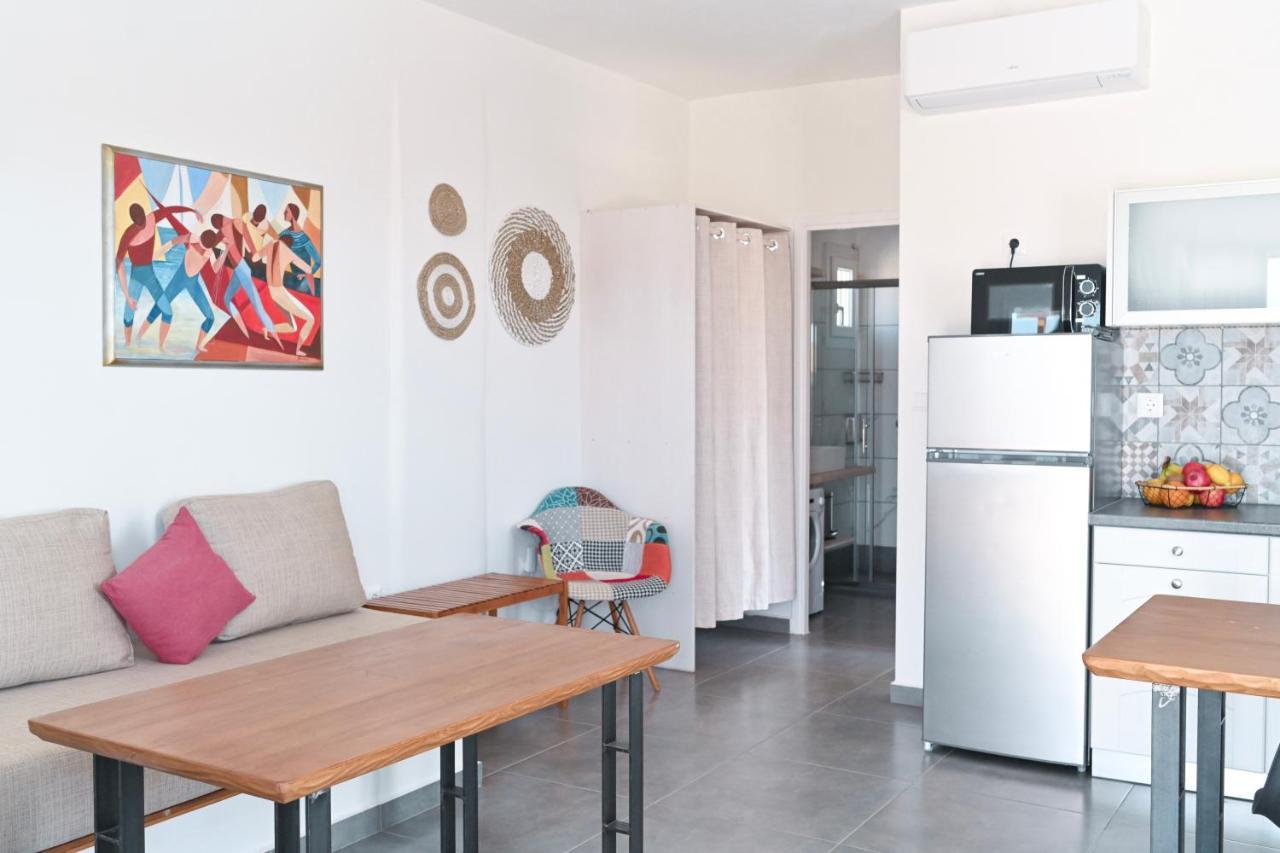 Dolce Vista - Sea View Apartments Páros Dış mekan fotoğraf